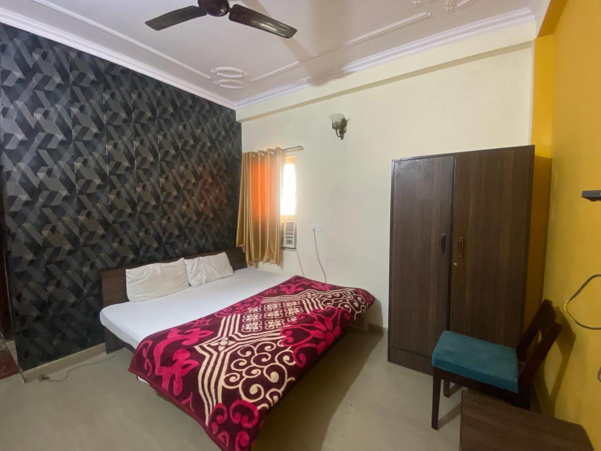 Arvi Guest House - Varanasi — Photos 3